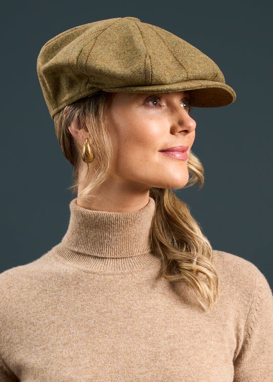 Combrook Ladies Tweed Country Cap In Grove