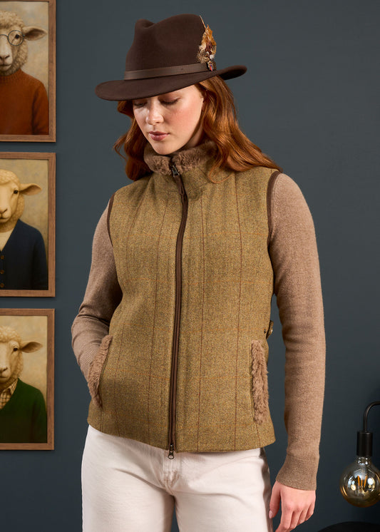 Combrook Ladies Tweed Gilet In Grove - Regular Fit