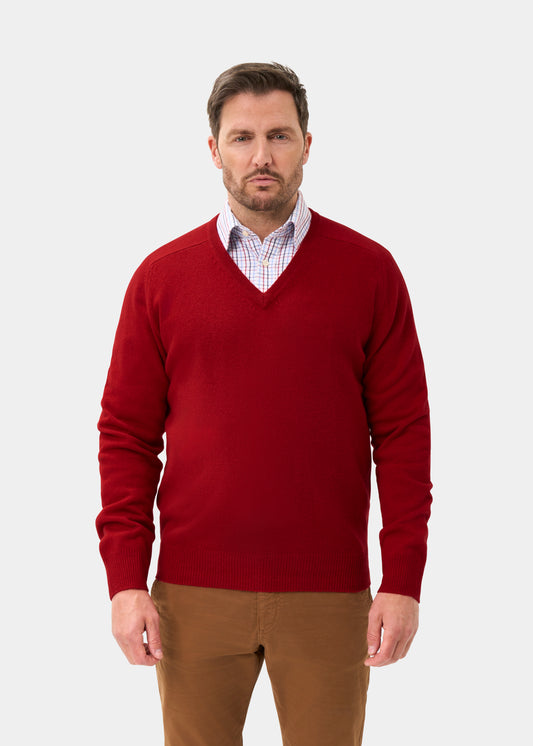 Men's Lambswool Vee Neck Jumper in Dubonnet