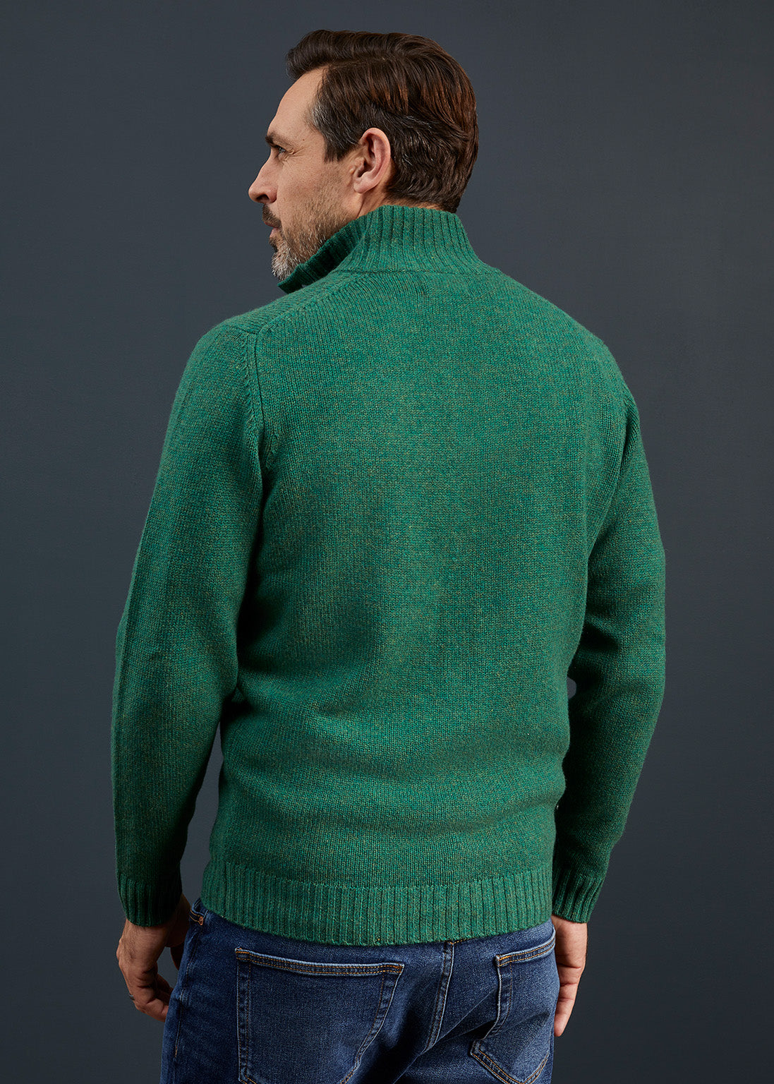 Men's Lambswool Buttoned Jumper In Forest