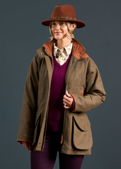 Combrook Ladies Tweed Shooting Coat In Willow