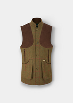 Combrook Men’s Tweed Water Repellent Shooting Gilet in Sage with suede patches, front buttons & zip pockets.
