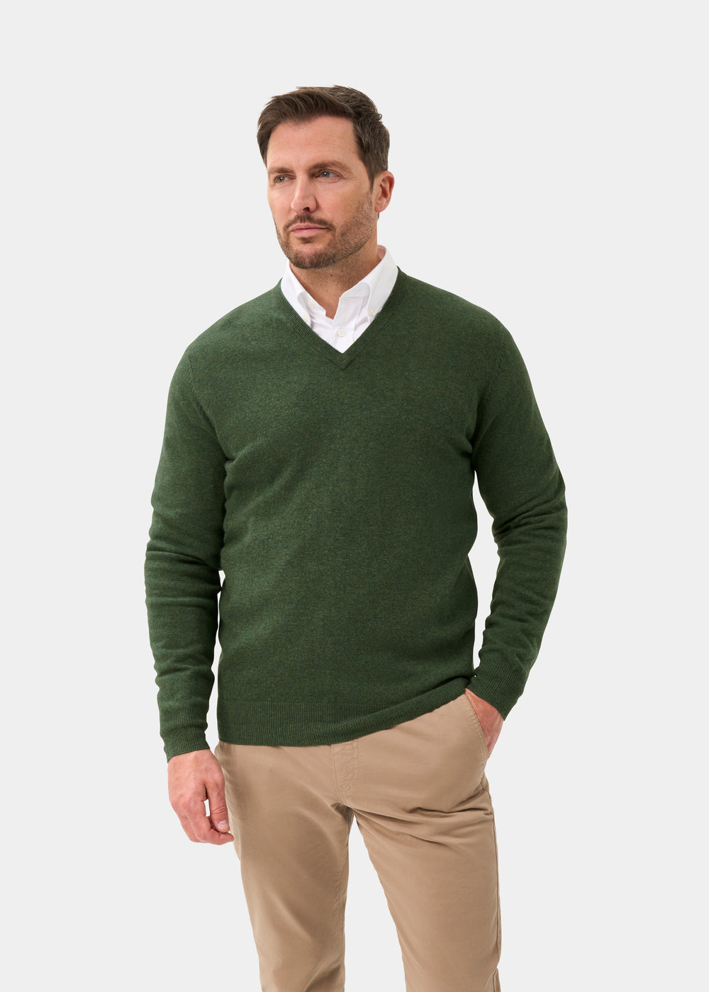 Men's Geelong Wool Vee Neck Jumper in Rosemary