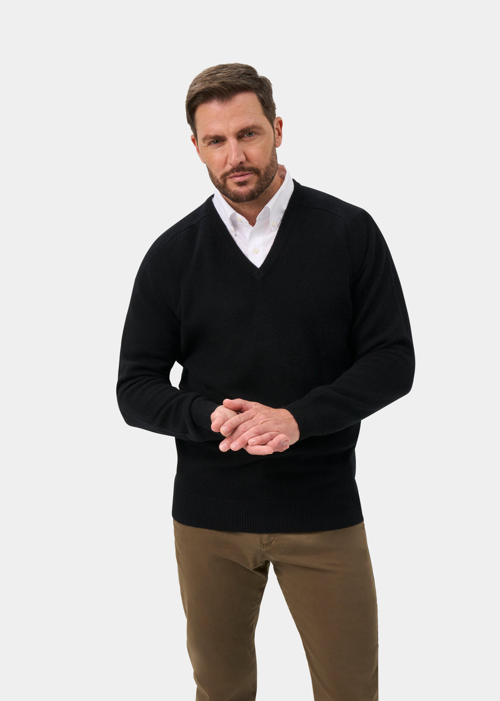 Hampshire Lambswool Jumper in Black - Classic Fit