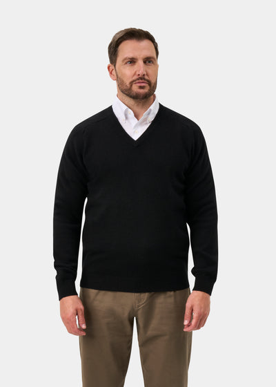 Kilsyth Men's Lambswool Jumper in Black - Regular Fit