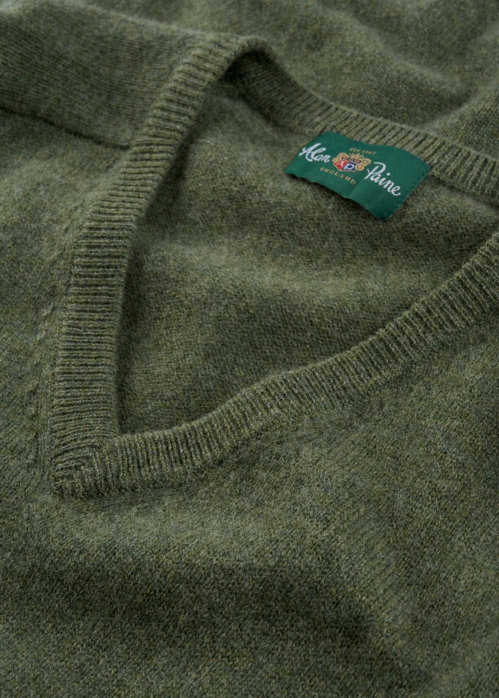 Men's Lambswool Vee Neck Jumper in Landscape