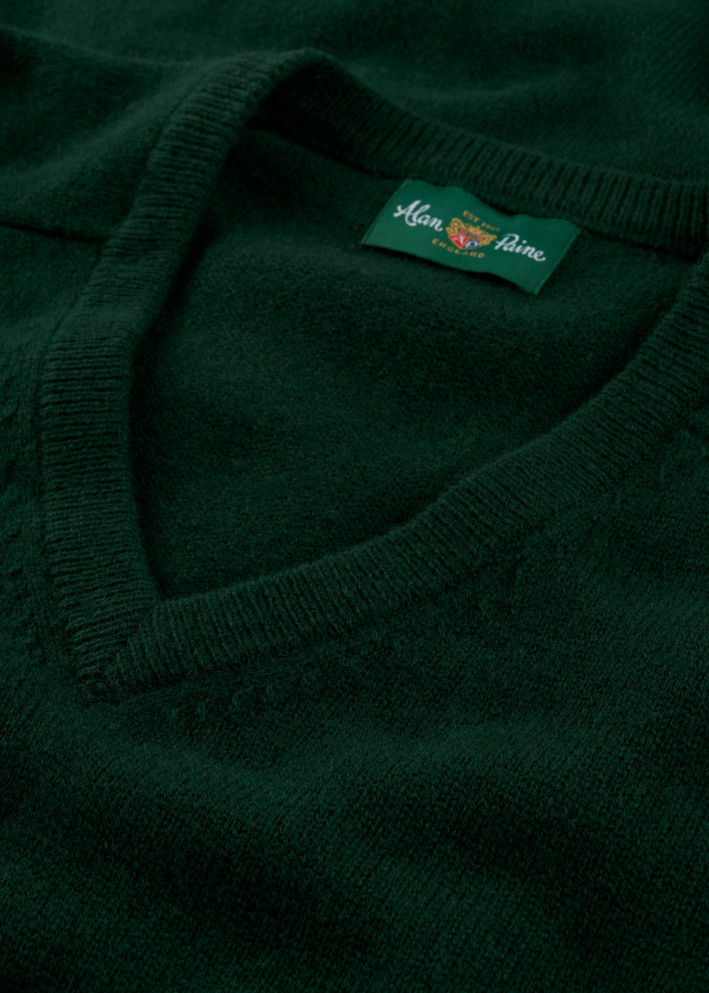 Men's Lambswool Vee Neck Jumper in Tartan Green