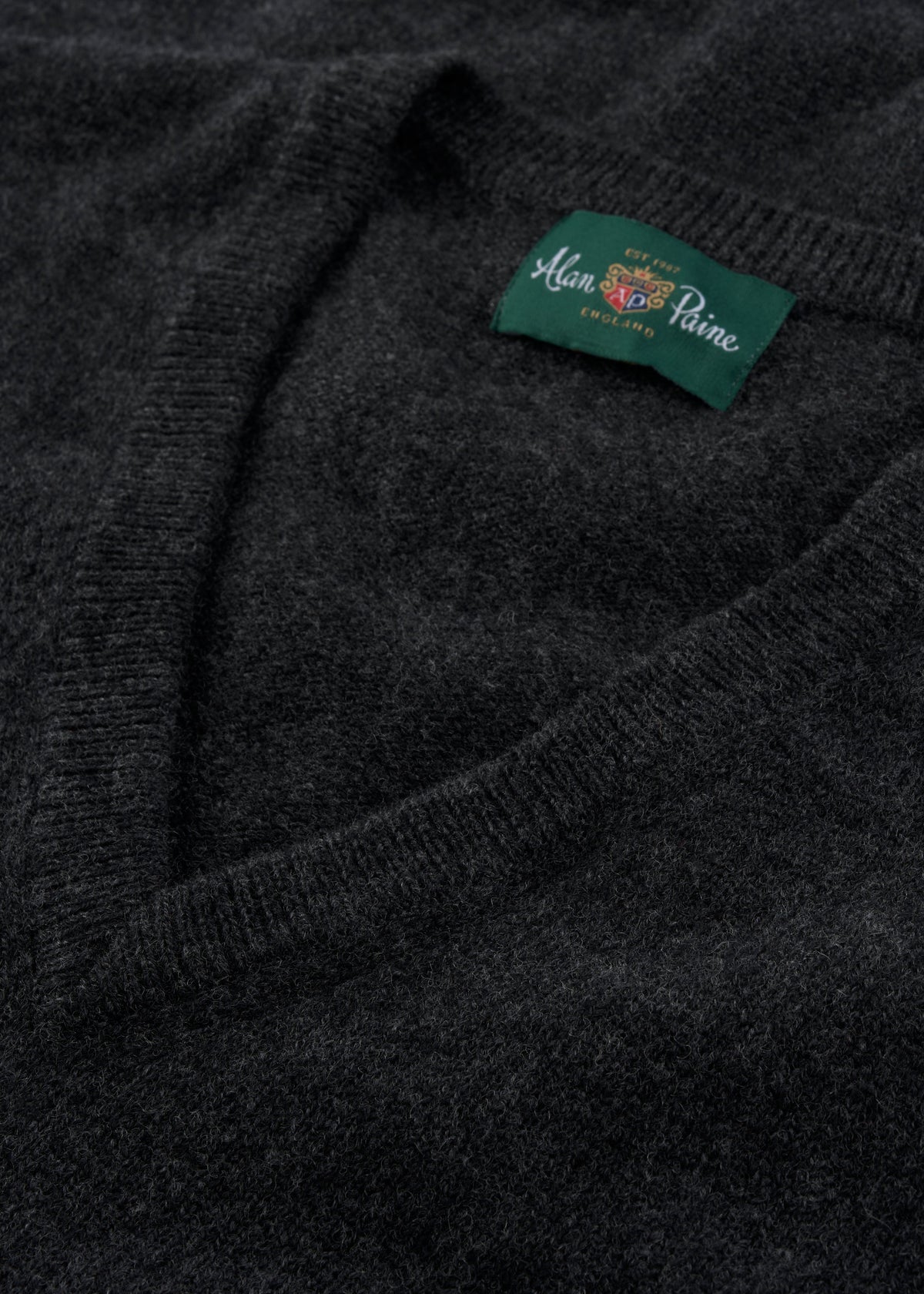 Men's Lambswool Slipover Vee Neck Jumper in Charcoal