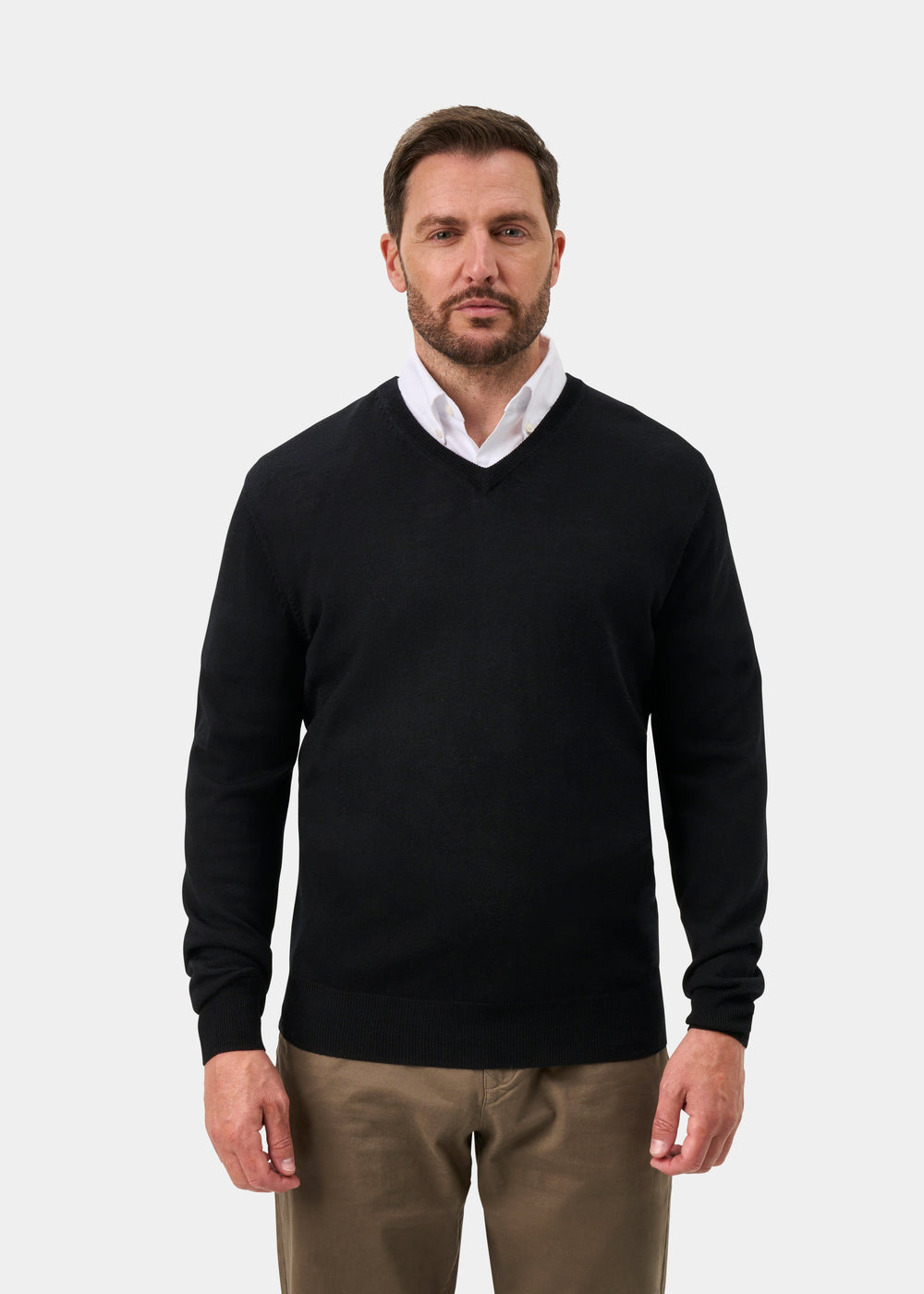 Millbreck Merino Wool V-Neck Jumper In Black - Regular Fit