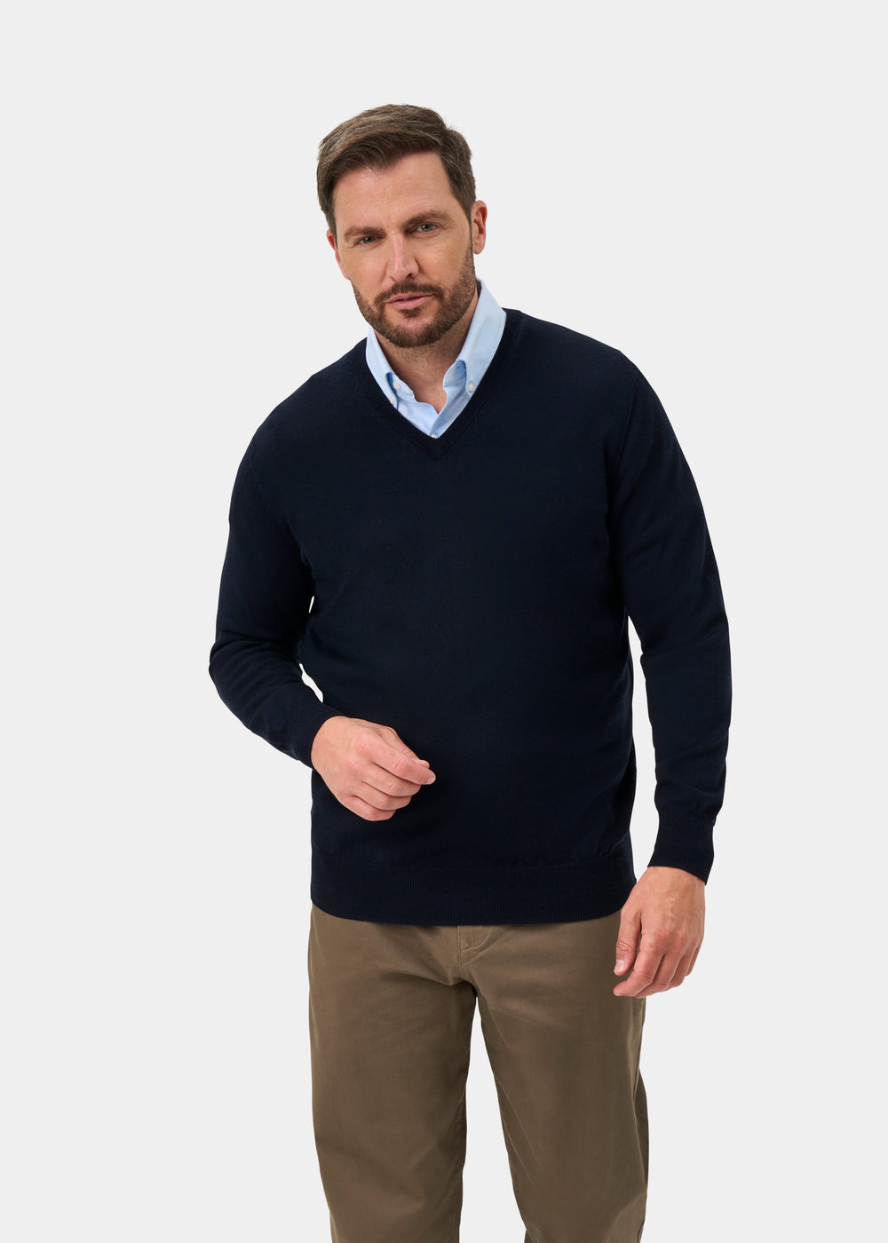 Millbreck Merino Wool V-Neck Jumper In Dark Navy - Regular Fit