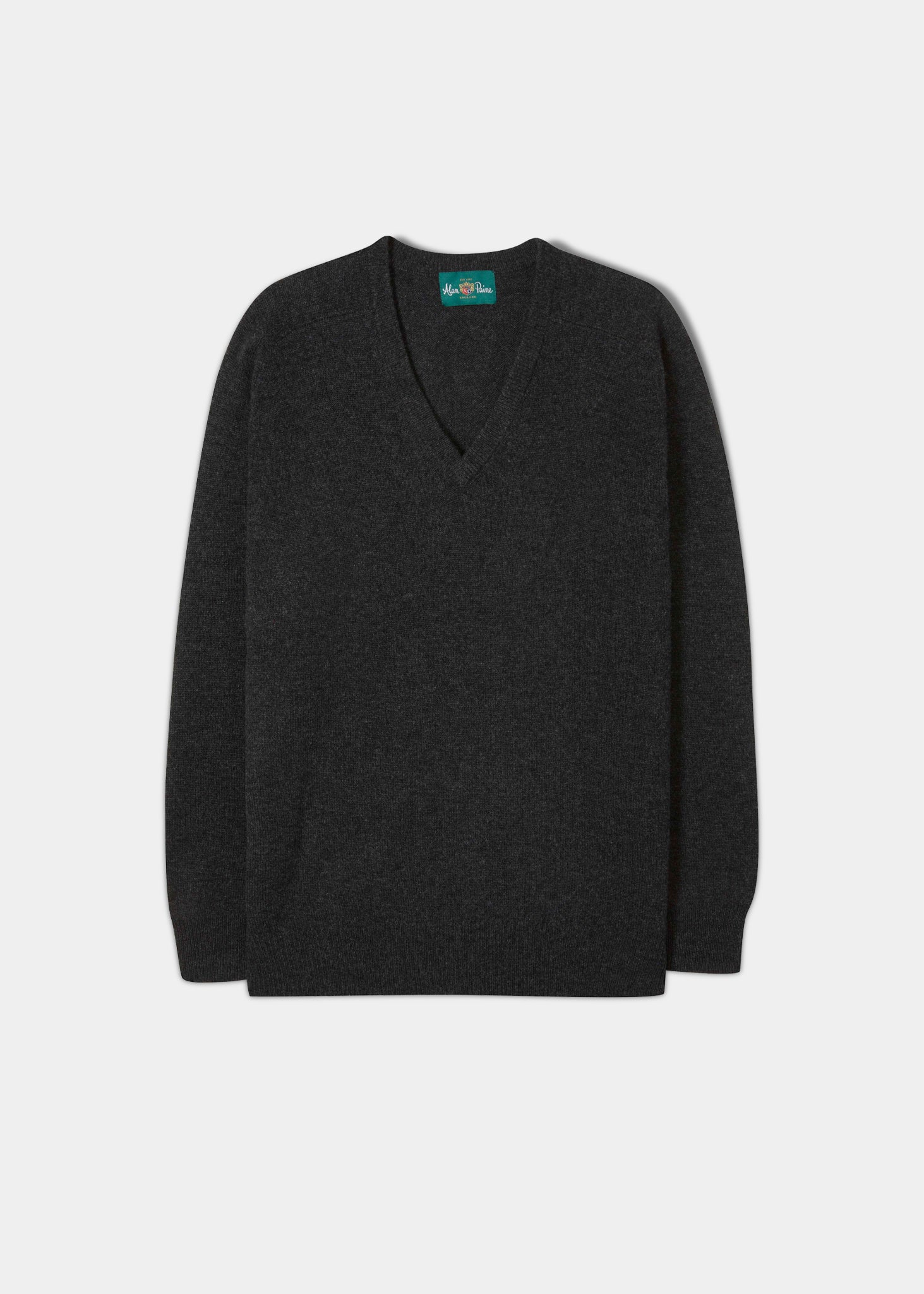 alan paine Hampshire Men's Lambswool Jumper in Charcoal - Classic Fit